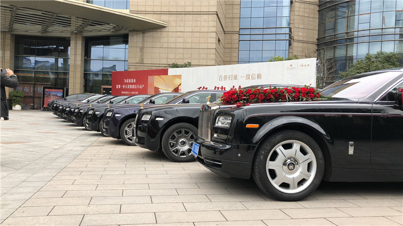 诺曼豪车